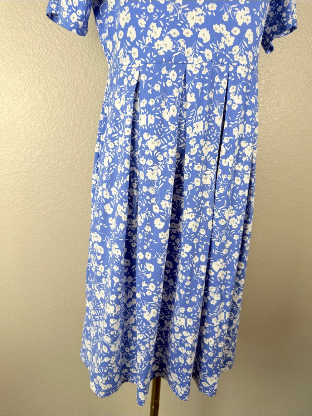NWT Auselily Blue Floral Short Sleeve Midi Dress Pleated Skirt Pockets, Large - Picture 5 of 11